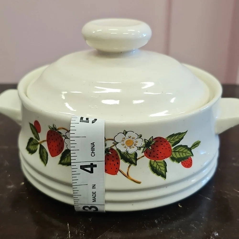 Strawberry, Vintage, Ceramic, 70s, Cooking, Baking, Kitchen, Collection, Fruit